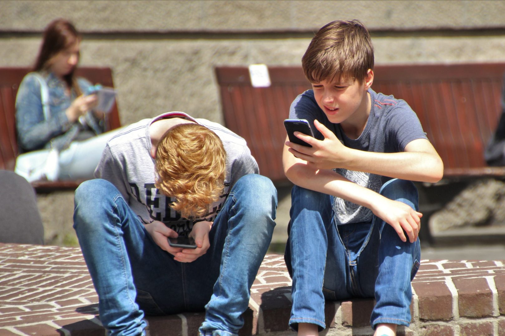 حق چشم‌پوشی: آیا افراد در بزرگسالی مسئول سخنانی هستند که دوران کودکی در شبکه‌های اجتماعی گفته‌اند؟